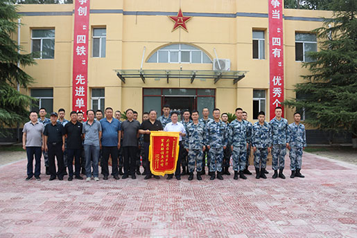 共建臨汾闊步行，軍民聯(lián)誼魚水情